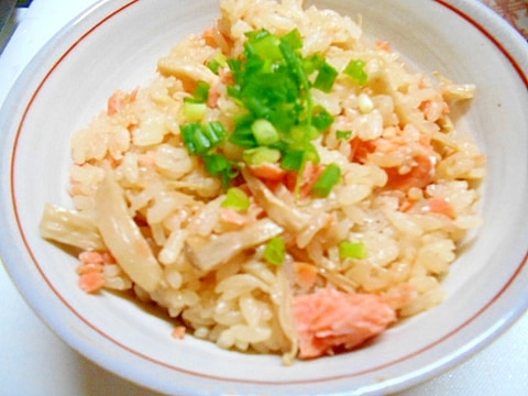 鮭とエリンギの炊き込みご飯